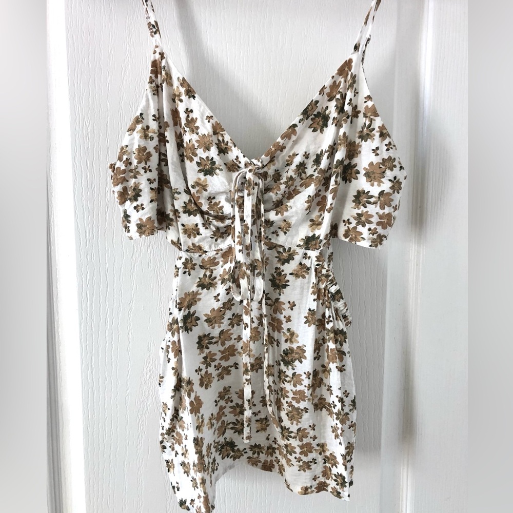 NWOT Banana Republic Floral Camisole in Cream and Brown